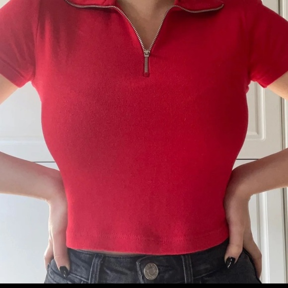 Brandy Melville Red Cotton Crop 1/4 Zip - Picture 2 of 4